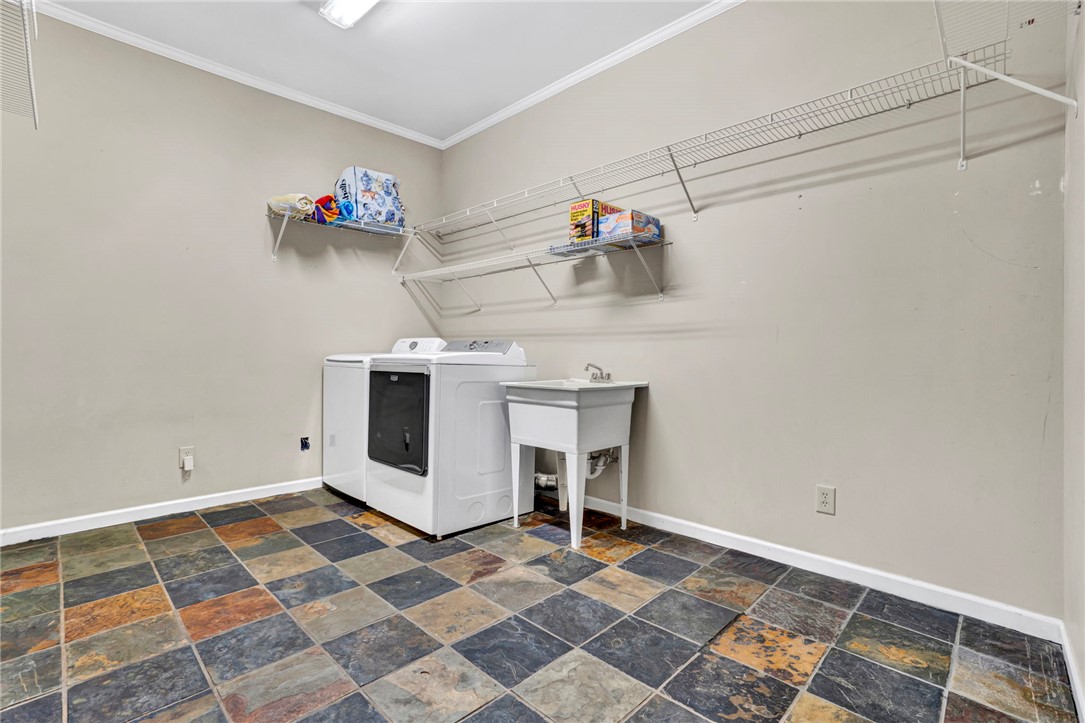 547 Crest Drive Easley, SC 29640 - Photo 24 of 48