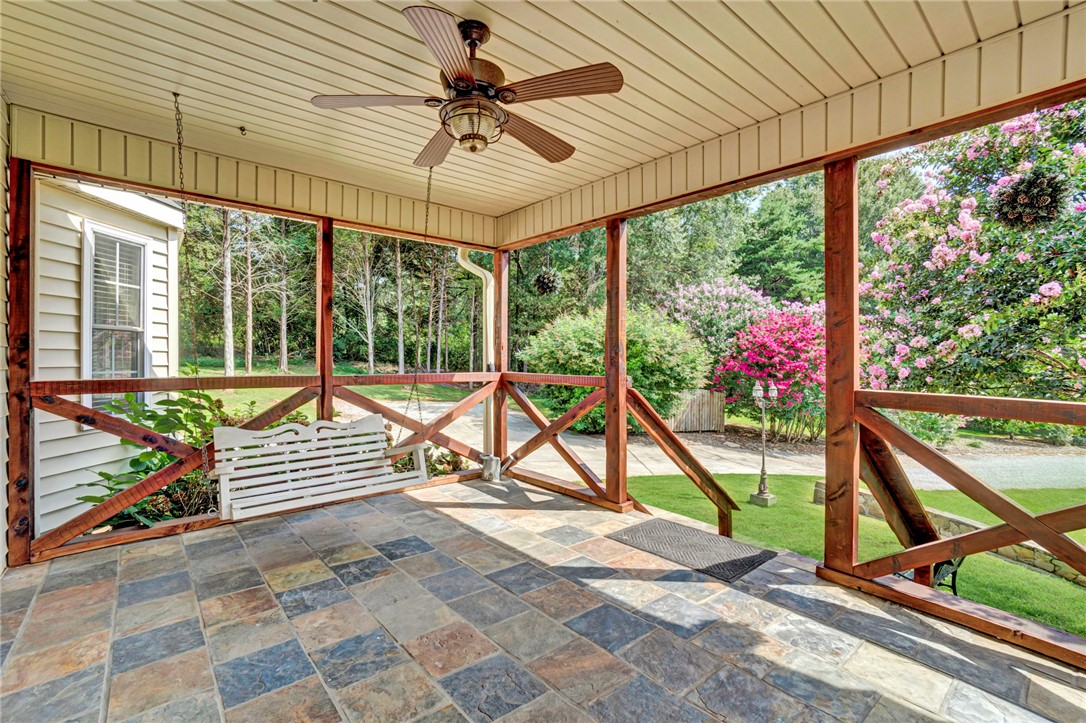 547 Crest Drive Easley, SC 29640 - Photo 46 of 48