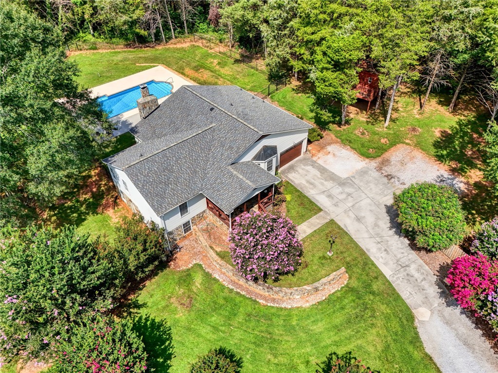 547 Crest Drive Easley, SC 29640 - Photo 5 of 48