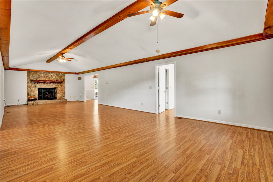 547 Crest Drive Easley, SC 29640 - Photo 6 of 48