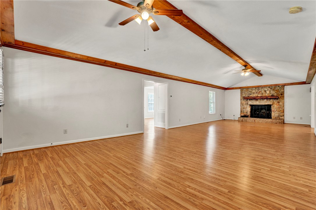 547 Crest Drive Easley, SC 29640 - Photo 7 of 48