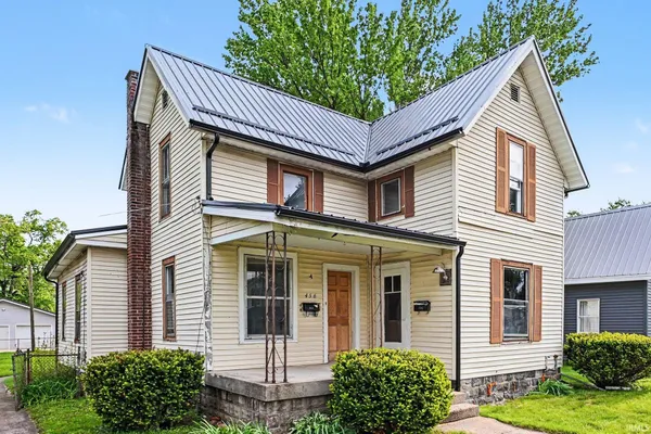 $175,000 | 456 East Walnut Street, Nappanee, IN 46550