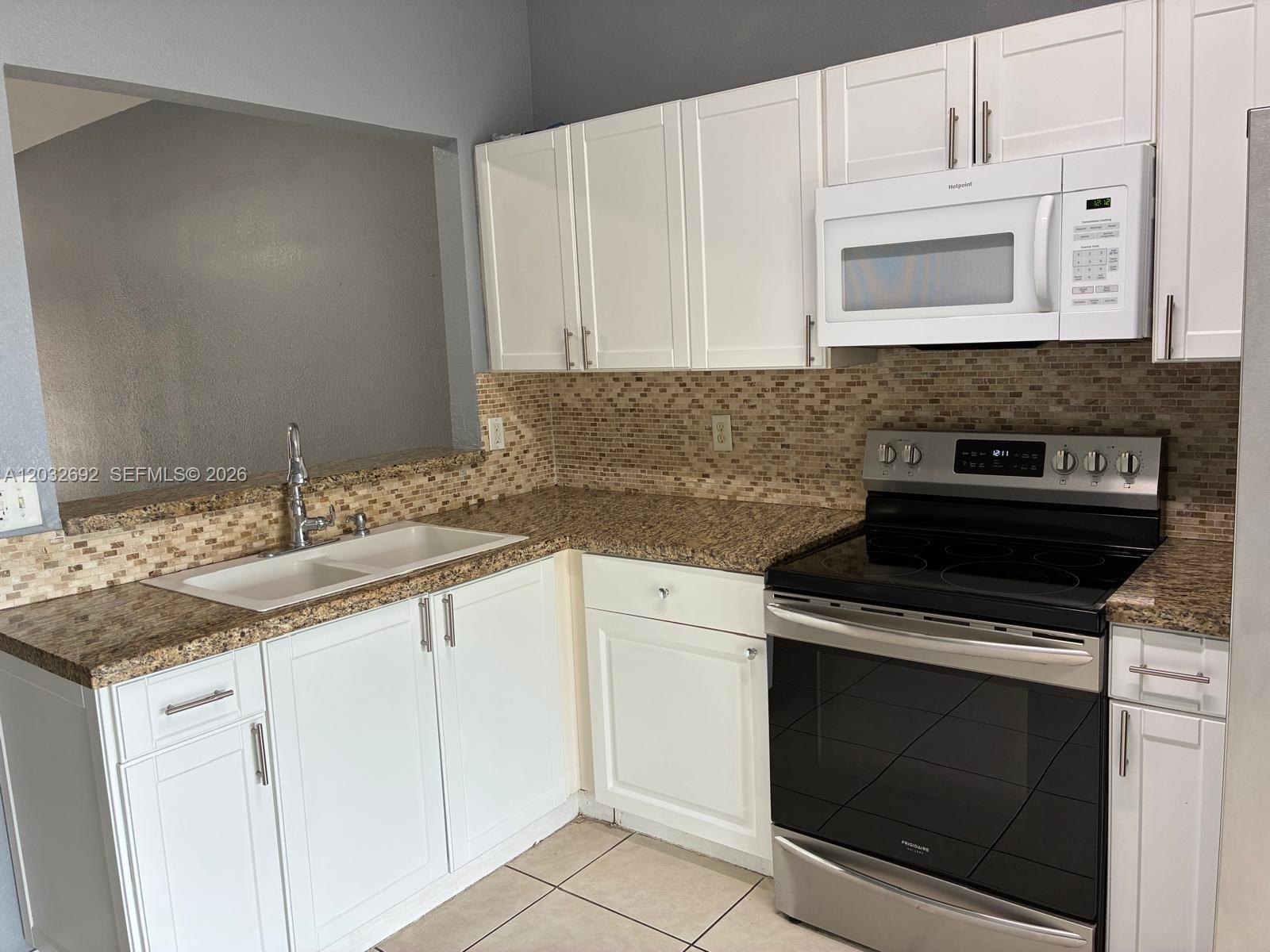 55 Southwest 14th Terrace, Unit 55 Homestead, FL 33030 - Photo 8 of 27
