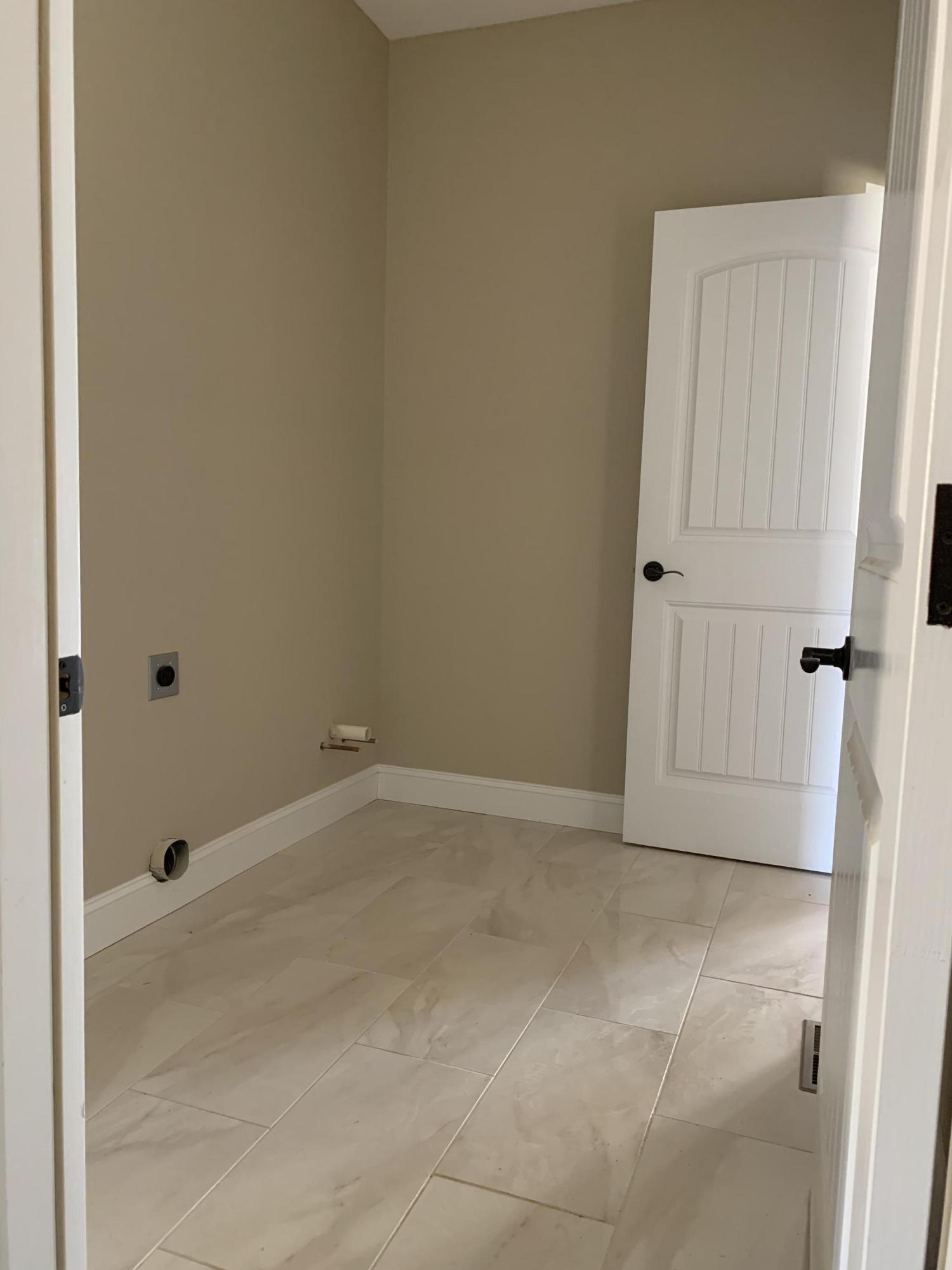 418 Brookstone Ridge Drive Clinton, TN 37716 - Photo 21 of 37 IMG_1443