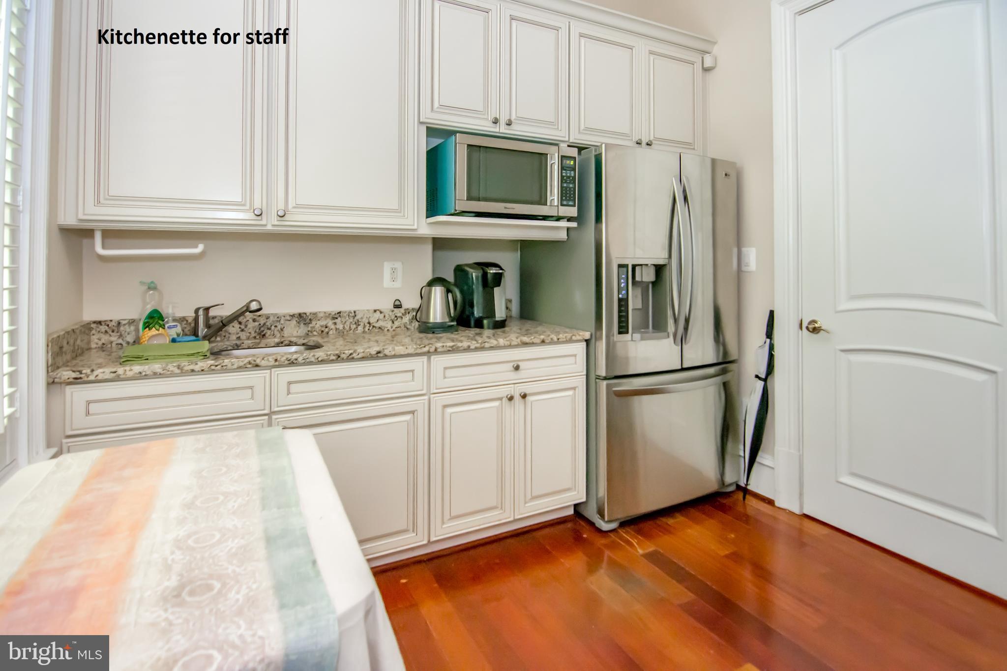 529 Springvale Road Great Falls, VA 22066 - Photo 69 of 90 Chef's kitchen