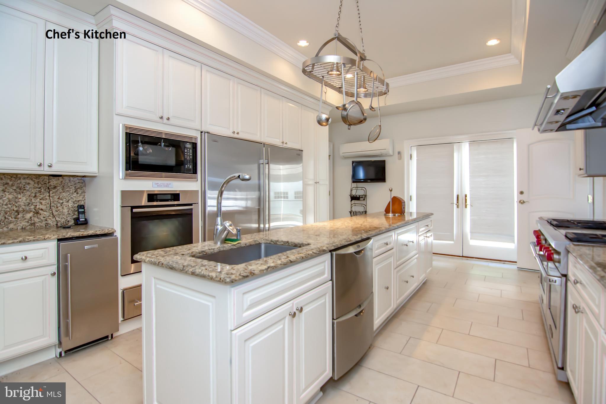529 Springvale Road Great Falls, VA 22066 - Photo 70 of 90 Chef's kitchen
