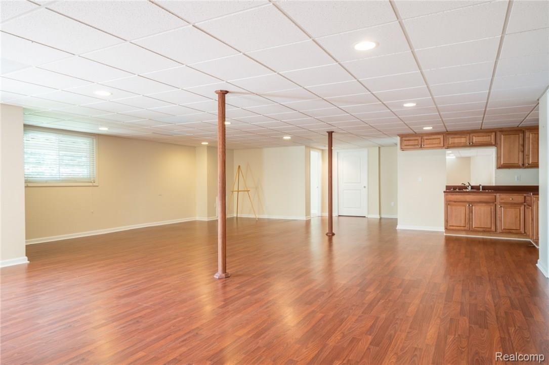 6602 Chatham Circle Rochester, MI 48306 - Photo 53 of 58 chatham-55.jpg