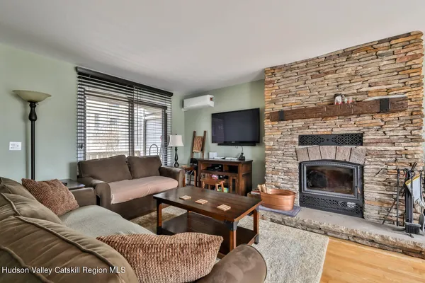 $798,000 | 48 Highlands Lane, Unit G3 & G4, Hunter, NY 12442