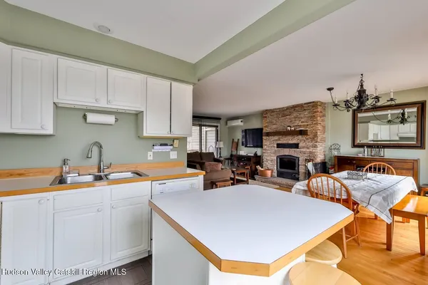 $798,000 | 48 Highlands Lane, Unit G3 & G4, Hunter, NY 12442