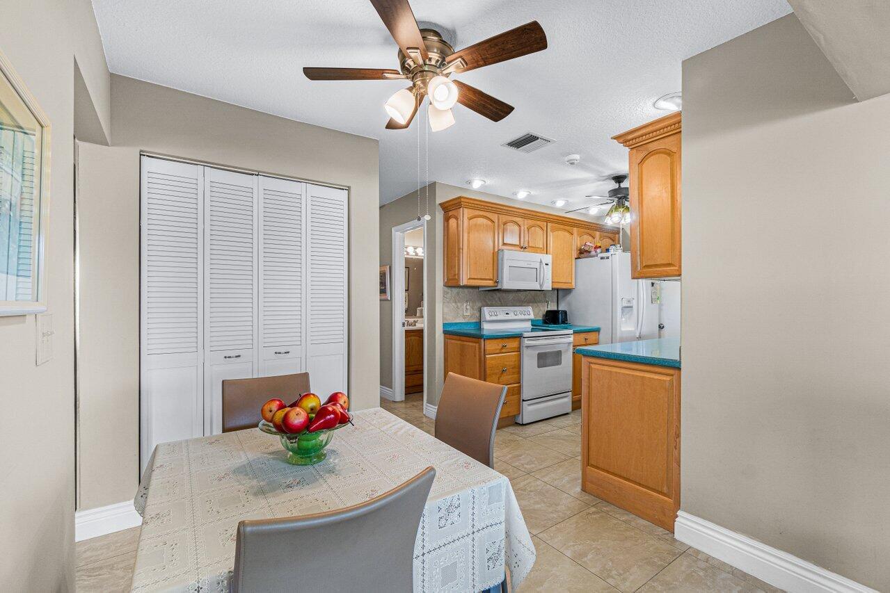 6347 Timberlakes Way Delray Beach, FL 33484 - Photo 14 of 49 Breakfast Nook off Kitchen