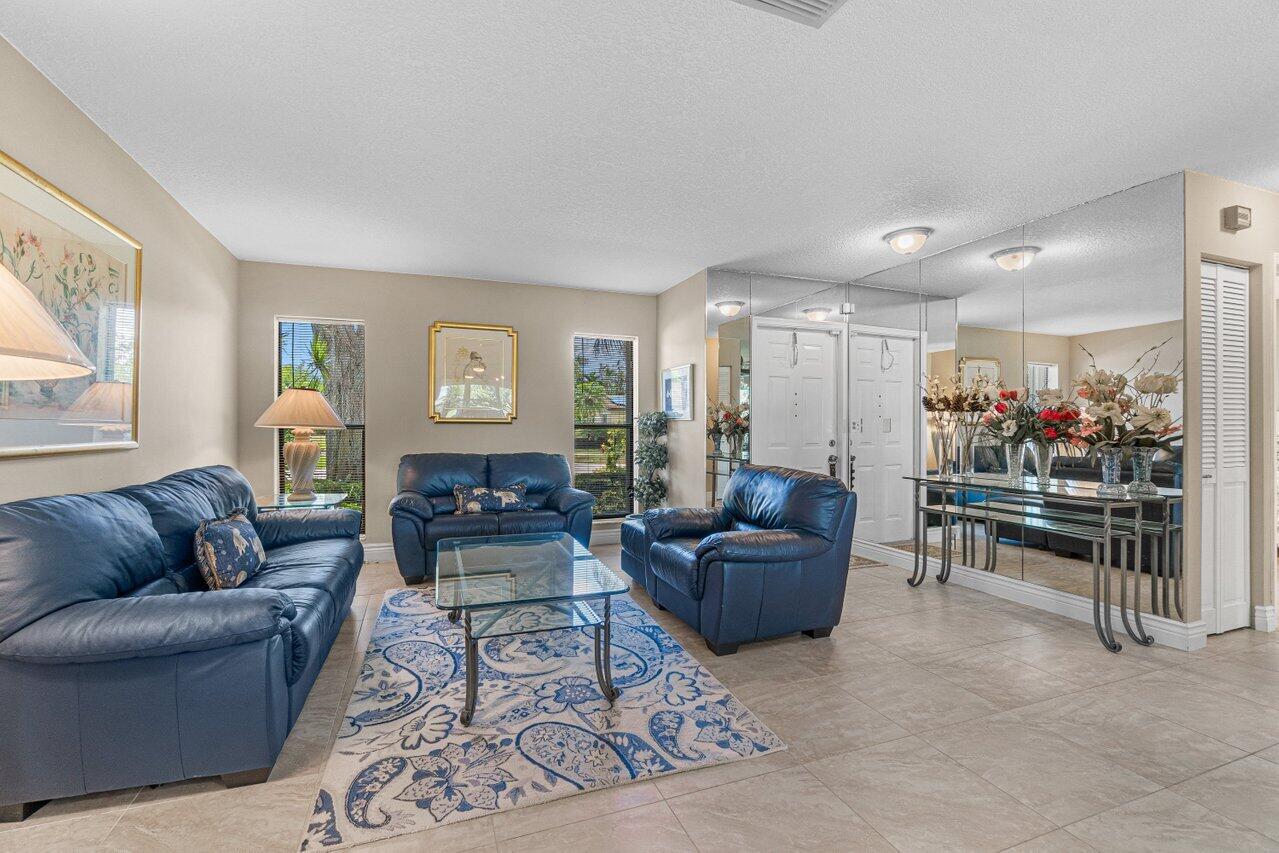 6347 Timberlakes Way Delray Beach, FL 33484 - Photo 17 of 49 Formal Living Room