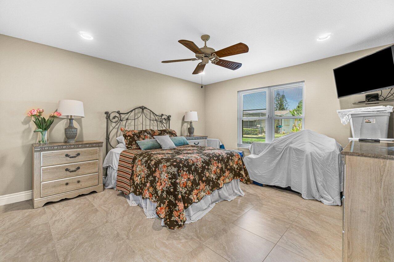 6347 Timberlakes Way Delray Beach, FL 33484 - Photo 27 of 49 3rd Bedroom