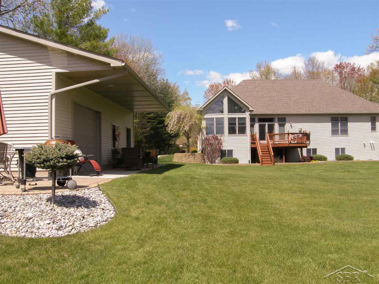 12451 Ithaca Road St. Charles, MI 48655 - Photo 6 of 47 31380059-5.JPG