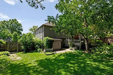 $340,000 | 9249 Switzer Street, Overland Park, KS 66212