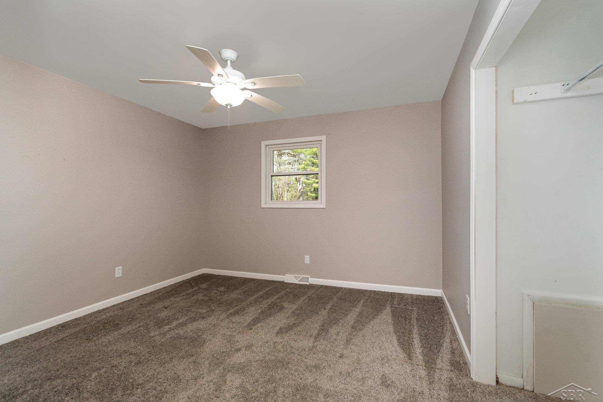 11381 Roosevelt Road Saginaw, MI 48609 - Photo 14 of 15 50135982-685853e7-8e53-488a-97ec-230651d0953b.JPG