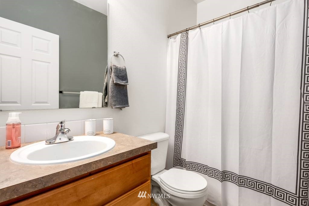 3003 Southeast 11th Place, Unit 1085 Renton, WA 98058 - Photo 13 of 18 Gallery Image 13