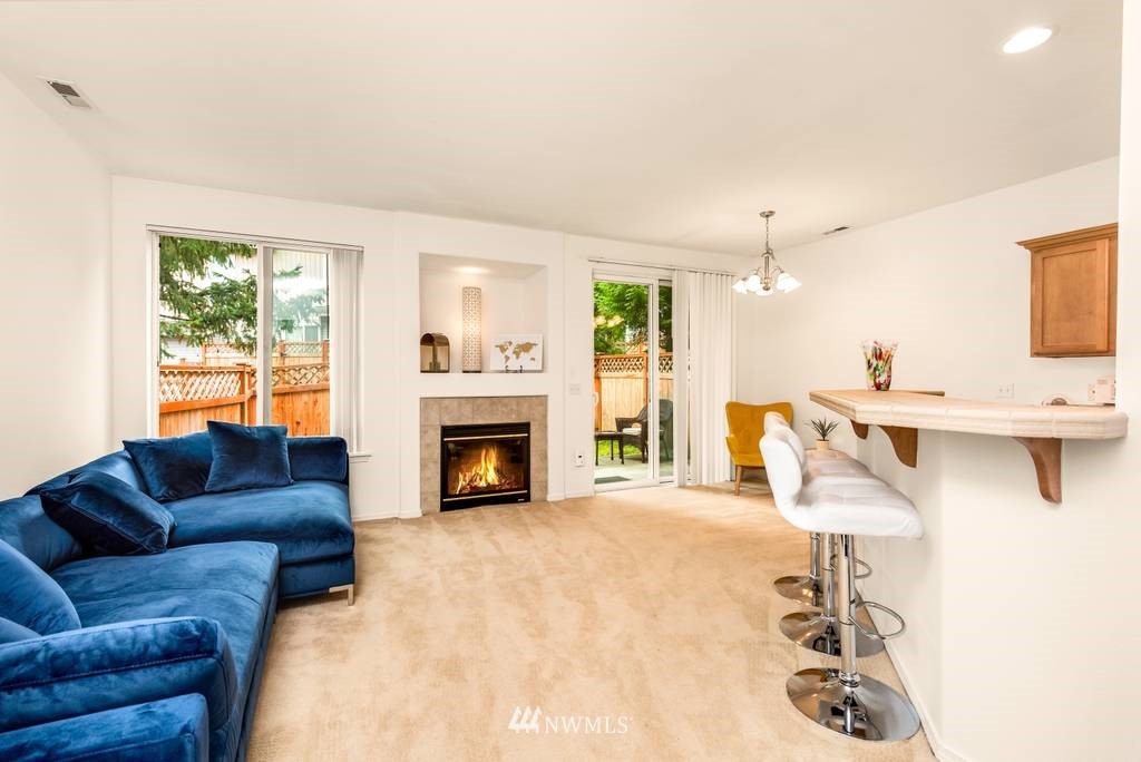3003 Southeast 11th Place, Unit 1085 Renton, WA 98058 - Photo 3 of 18 Gallery Image 3
