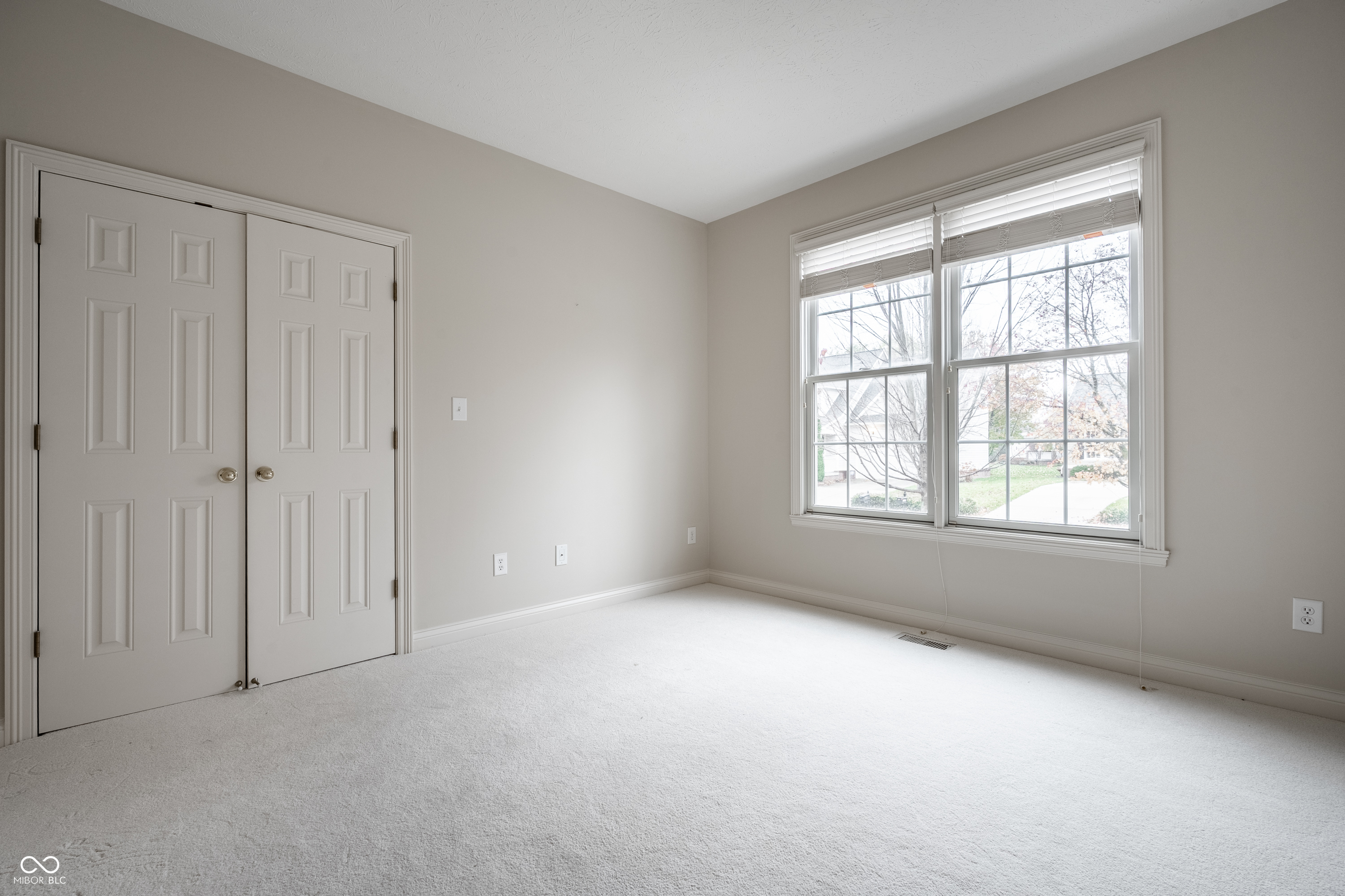 12985 Saxony Boulevard Fishers, IN 46037 - Photo 18 of 28