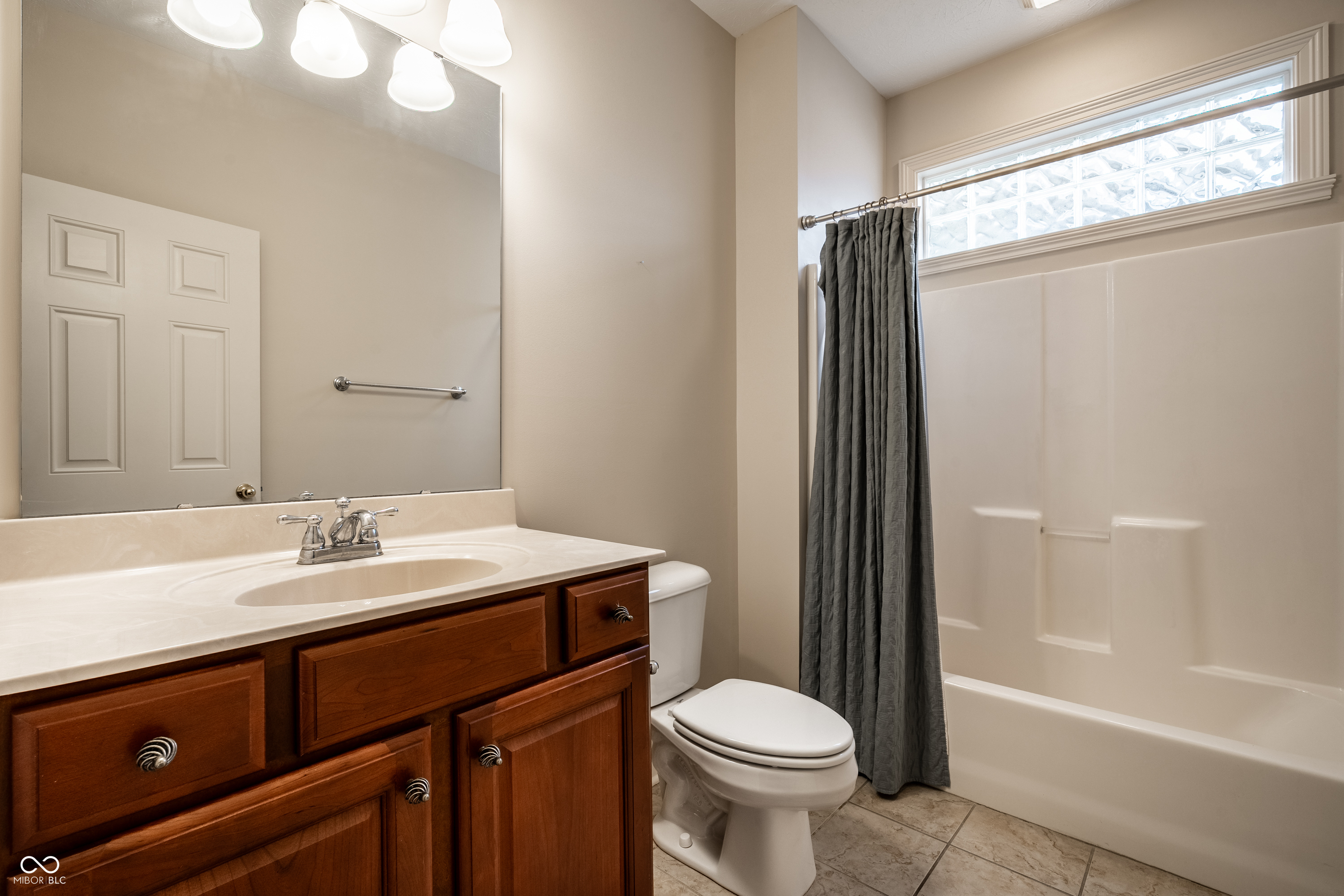 12985 Saxony Boulevard Fishers, IN 46037 - Photo 19 of 28