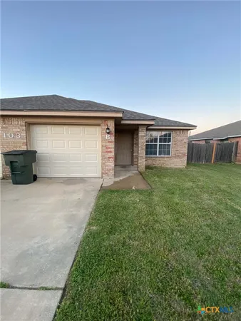 $1,097 | 103 Castellon Court, Unit B, Killeen, TX 76542