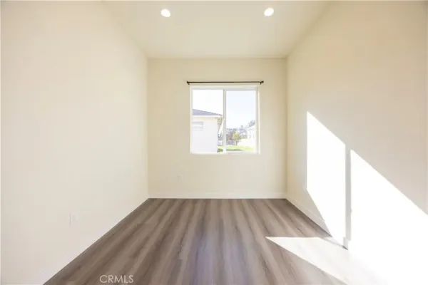$4,000 | 2558 South 10th Avenue, Monrovia, CA 91016