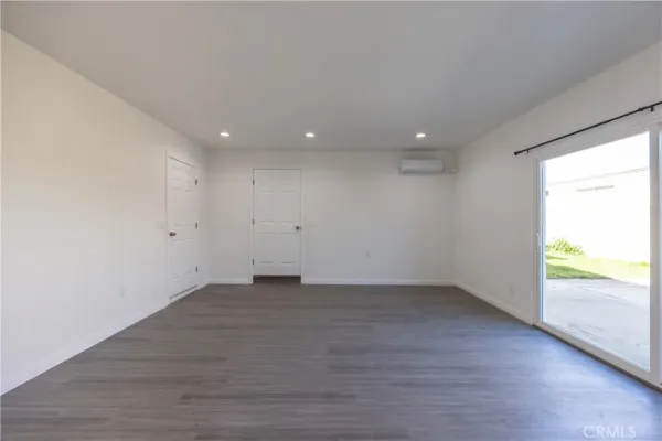 $4,000 | 2558 South 10th Avenue, Monrovia, CA 91016