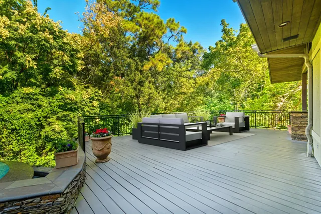 a view of a terrace with sitting area