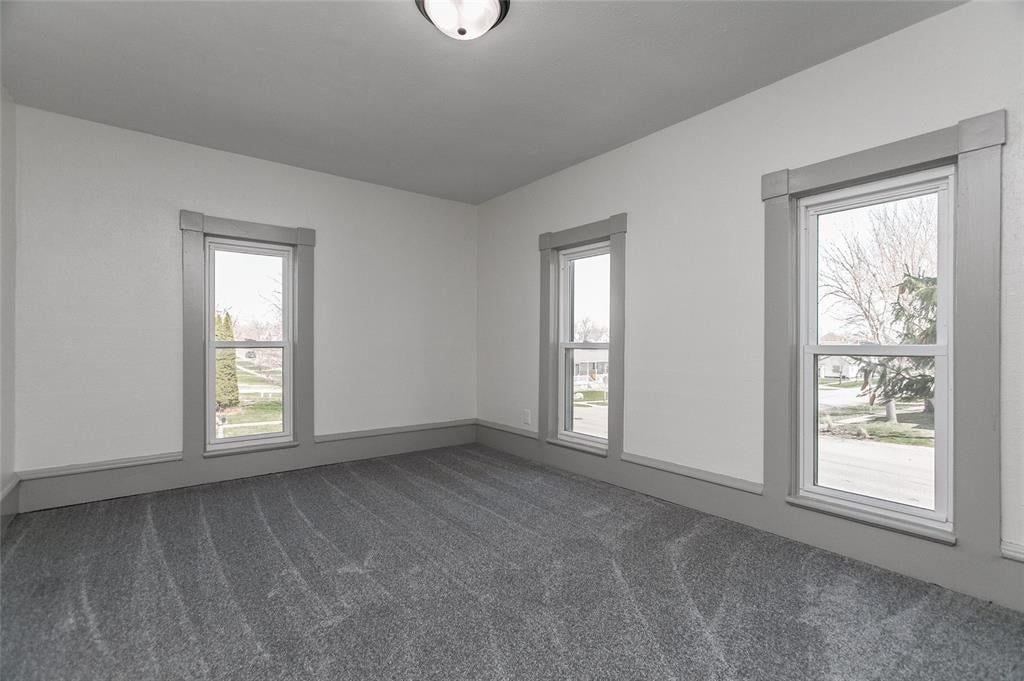 99 5th Avenue Keystone, IA 52249 - Photo 32 of 36 Gallery Image 32