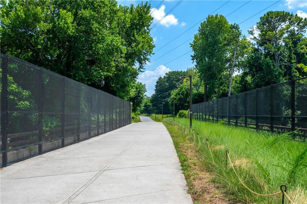 140 Alden Avenue Northwest, Unit 305 Atlanta, GA 30309 - Photo 33 of 38 Gallery Image 33