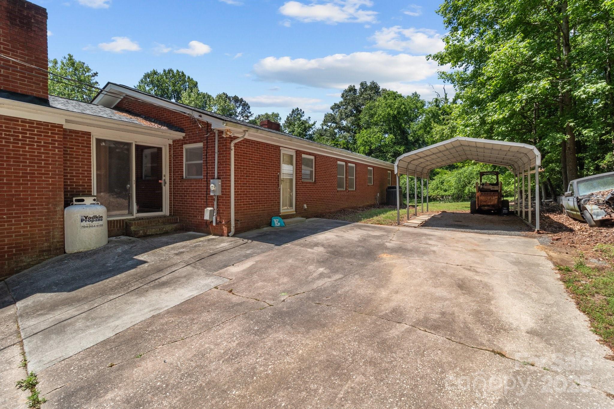 24501 Canton Road Albemarle, NC 28001 - Photo 3 of 47 Gallery Image 3