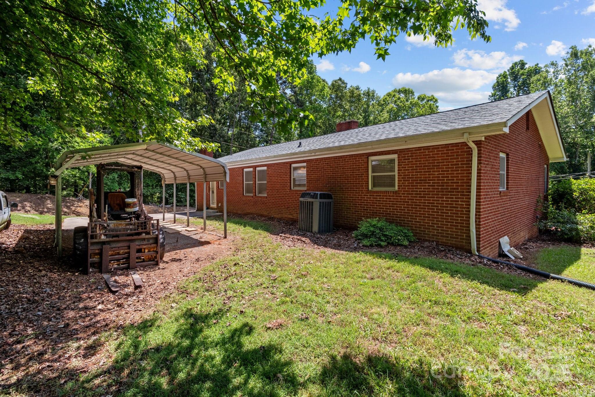 24501 Canton Road Albemarle, NC 28001 - Photo 4 of 47 Gallery Image 4
