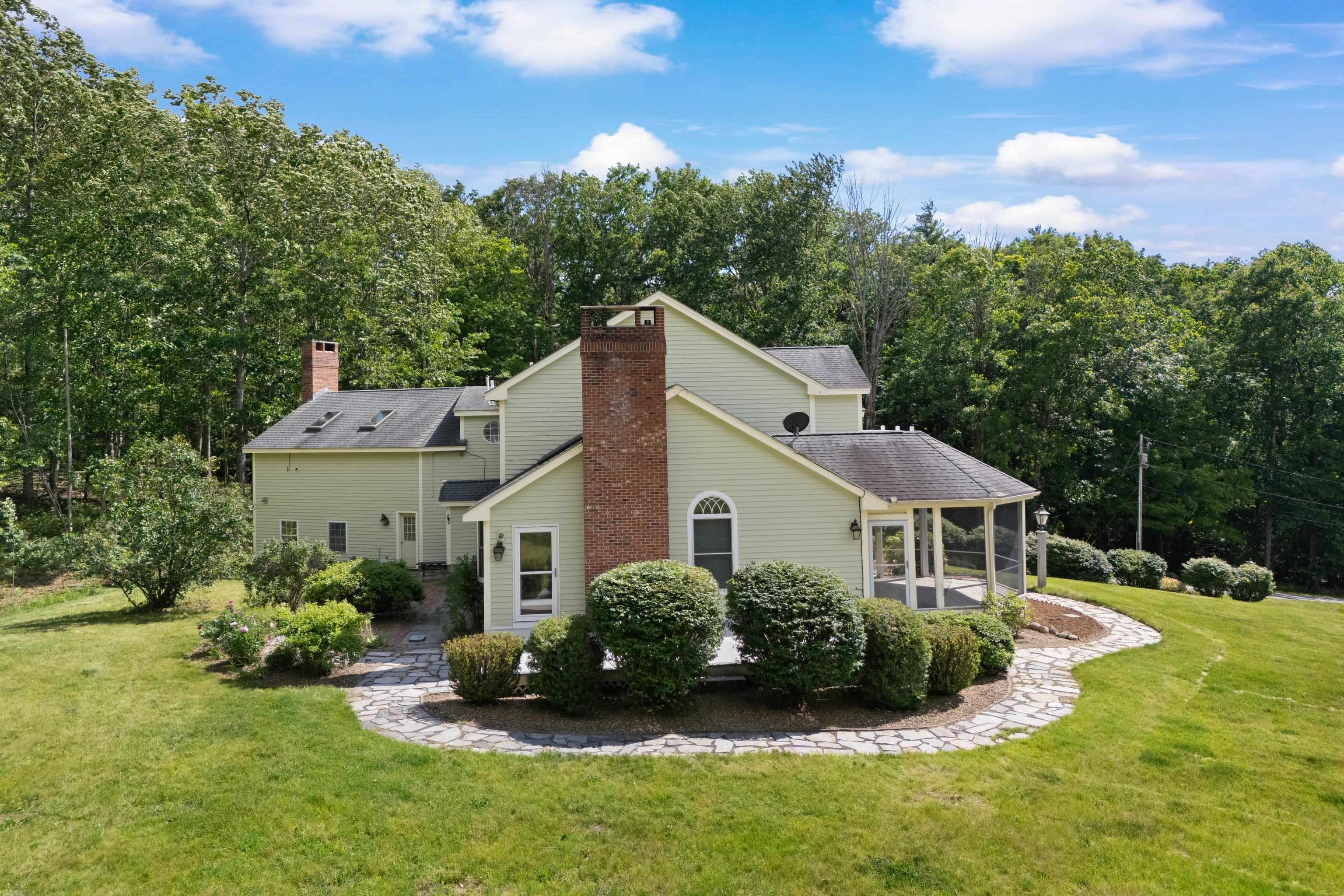 101 Mansion Road Dunbarton, NH 03046 - Photo 10 of 60