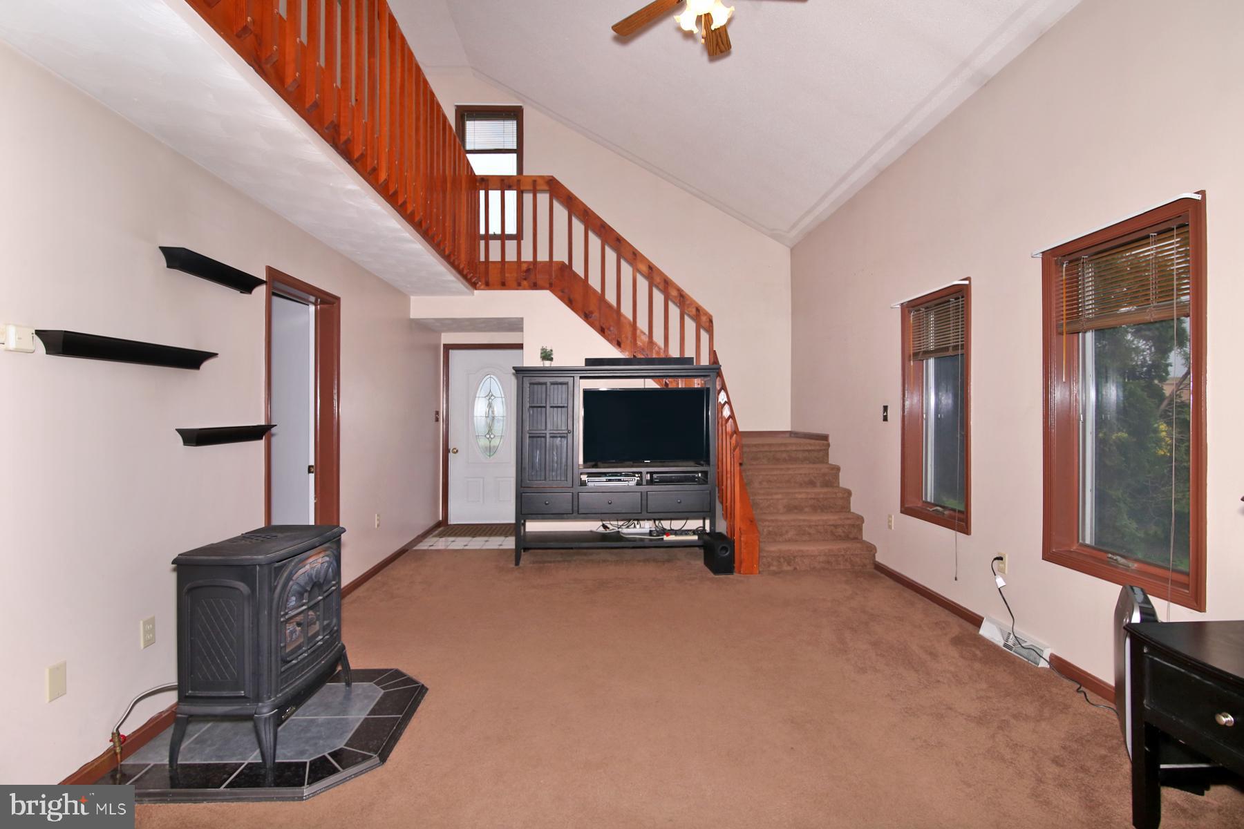 1740 Blacks Bridge Road Annville, PA 17003 - Photo 11 of 37 Gallery Image 11