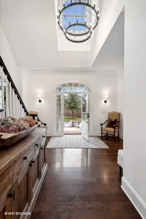 $1,995,000 | 383 West County Line Road, Barrington Hills, IL 60010