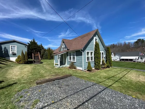 $1,735 | 2 West 4th Street, West Jefferson, NC 28694