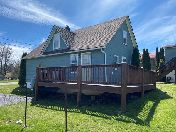 $1,735 | 2 West 4th Street, West Jefferson, NC 28694