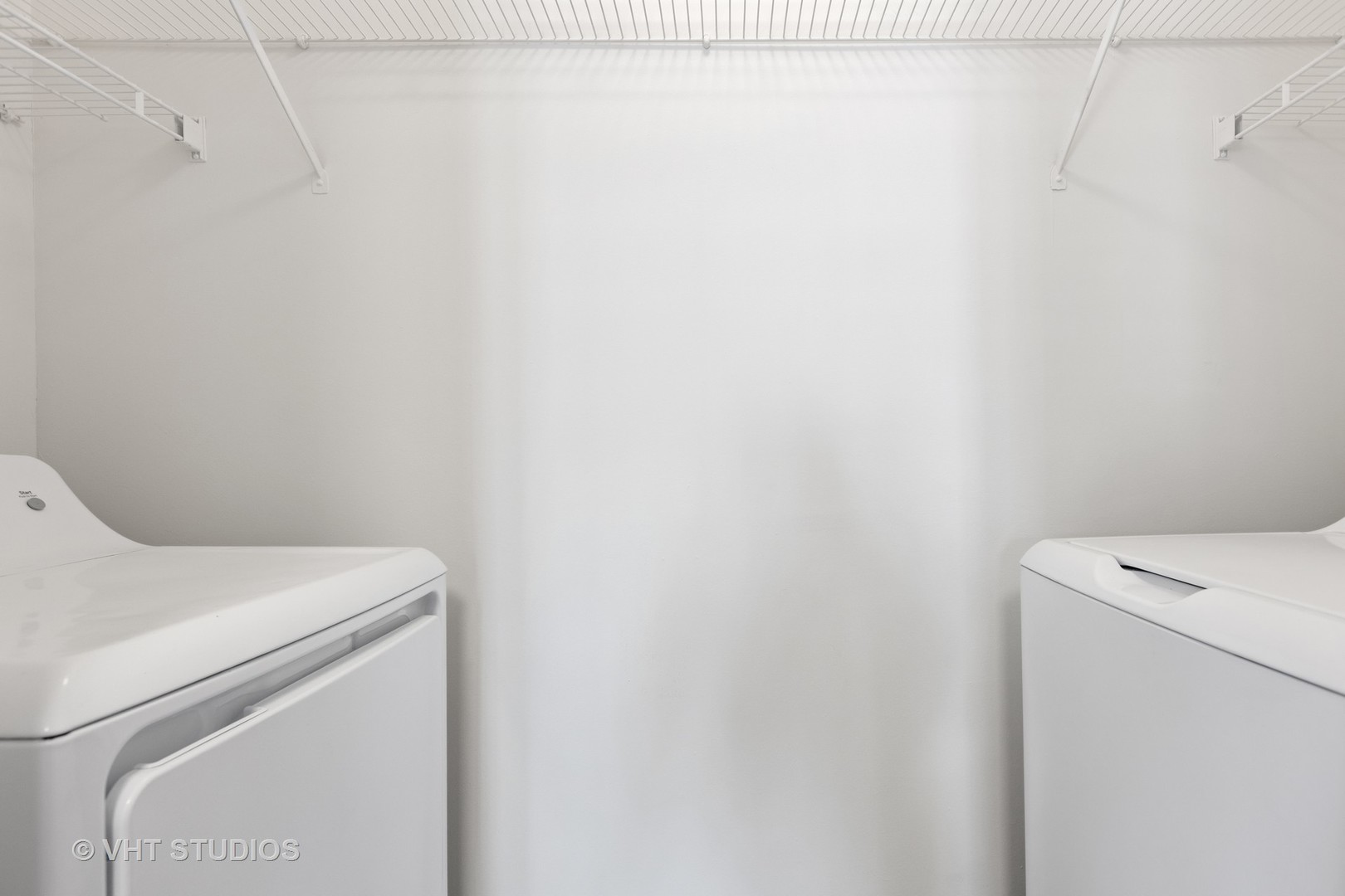 112 Gershwin Court, Unit 112 Wheaton, IL 60189 - Photo 15 of 60 a utility room with dryer and washer