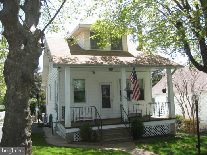 135 Barrett Road Willow Grove, PA 19090 - Photo 1 of 19 Exterior Front