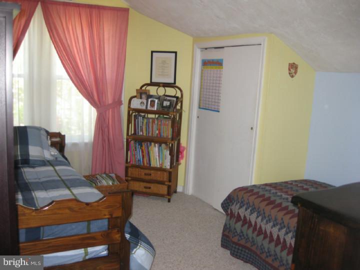 135 Barrett Road Willow Grove, PA 19090 - Photo 12 of 19 Bedroom 2