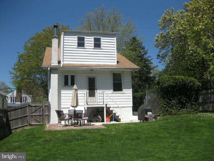 135 Barrett Road Willow Grove, PA 19090 - Photo 17 of 19 Exterior Back
