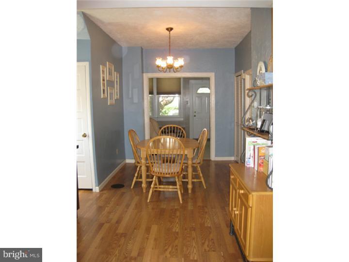135 Barrett Road Willow Grove, PA 19090 - Photo 6 of 19 Dining Room