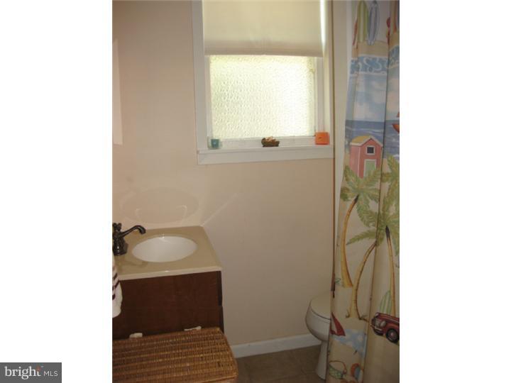 135 Barrett Road Willow Grove, PA 19090 - Photo 8 of 19 Bathroom