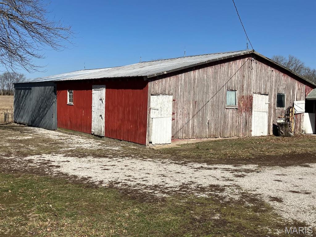15420 Diamond Springs Road Sandoval, IL 62882 - Photo 5 of 7