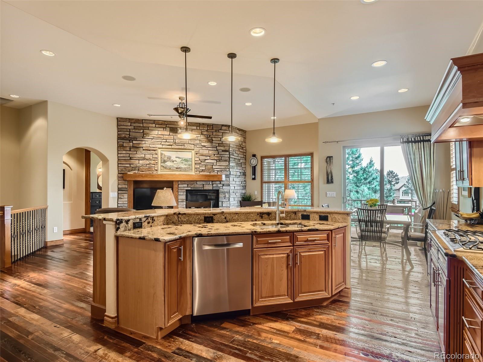 4308 Chateau Ridge Road Castle Rock, CO 80108 - Photo 7 of 41