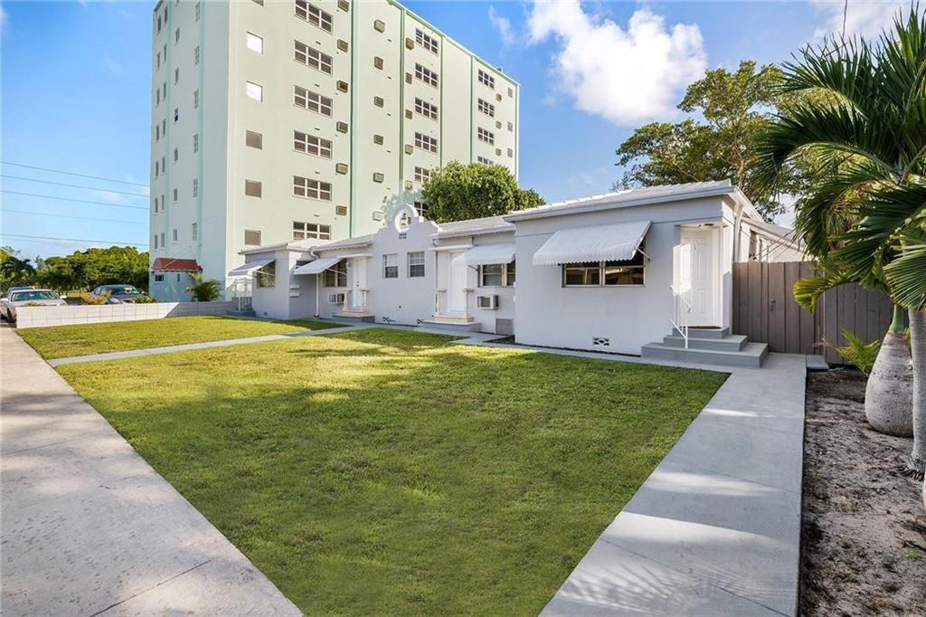 1712 Pierce Street, Unit 2 Hollywood, FL 33020 - Photo 2 of 13 2