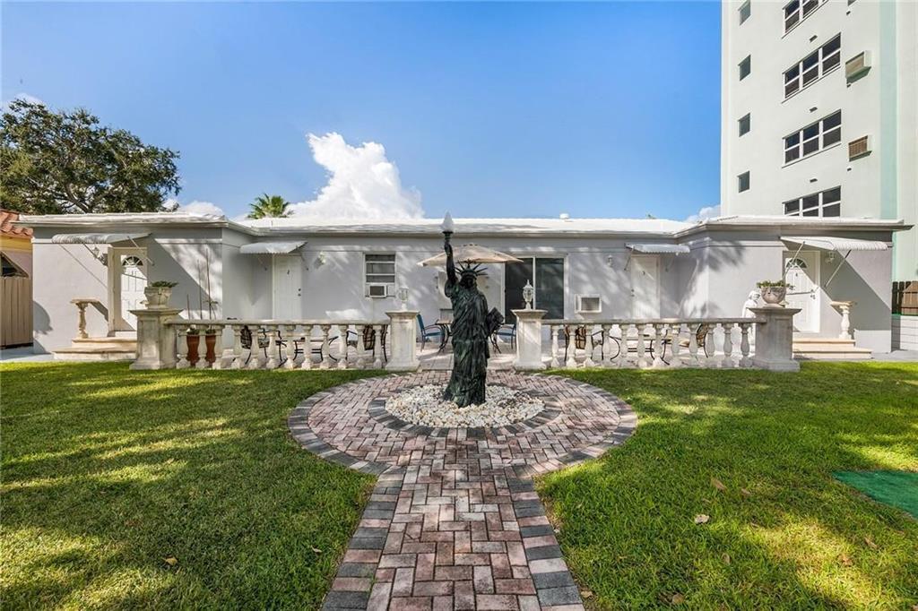 1712 Pierce Street, Unit 2 Hollywood, FL 33020 - Photo 3 of 13 3