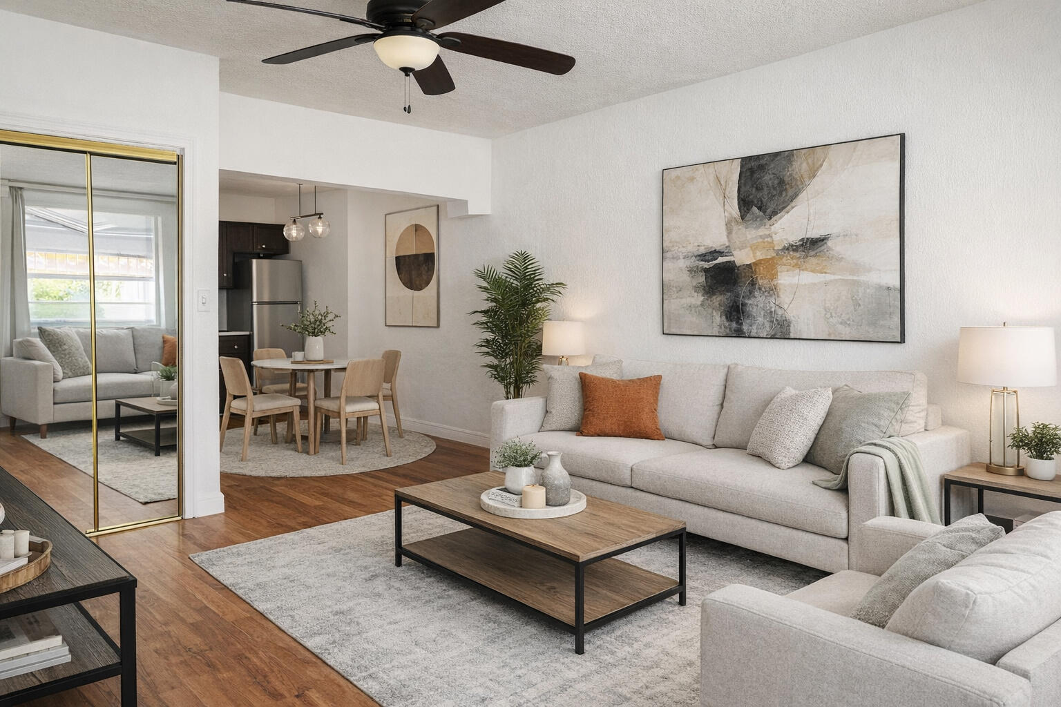 1712 Pierce Street, Unit 2 Hollywood, FL 33020 - Photo 4 of 13 B13B1F33-4119-477B-BF8F-A6698226C2BD