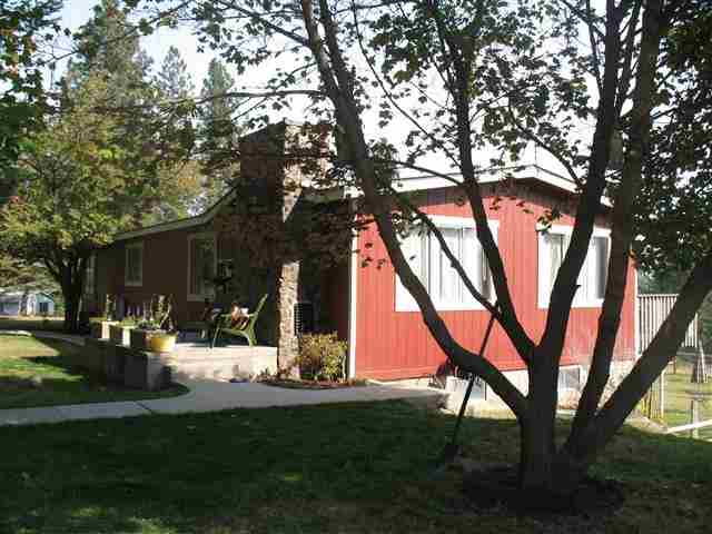 15818 North Hazard Road Spokane, WA 99208 - Photo 1 of 9