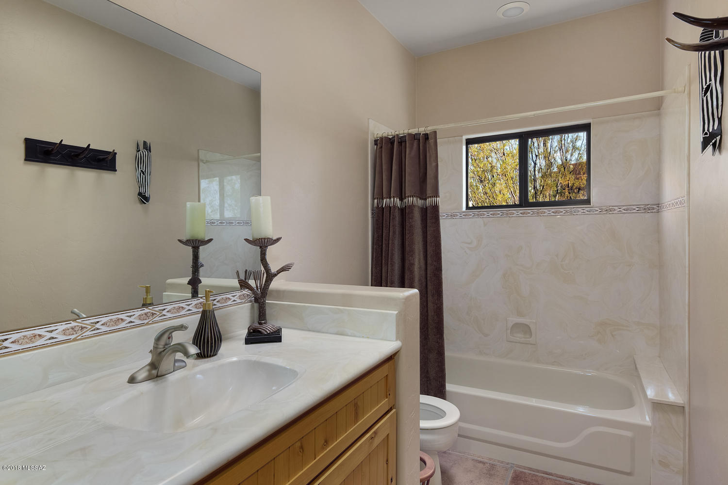 5670 North Abington Road Tucson, AZ 85743 - Photo 12 of 25 Gallery Image 12