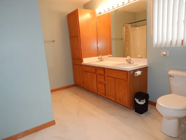 $425,000 | 7603 Locust Lane, Plainfield, IL 60586